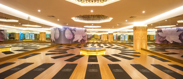 Có gì trong phòng tập Yoga đẳng cấp 5 sao?